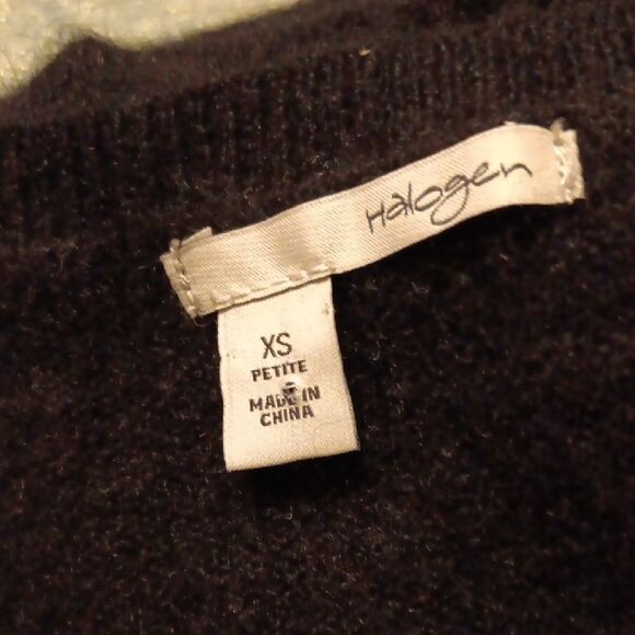 Halogen Black Cashmere Sweater. Preppy. Classic. - Picture 8 of 10
